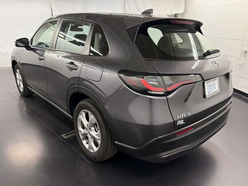 Certified 2024 Honda HR-V LX image 3