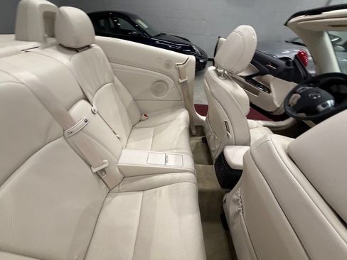 Used 2013 Lexus IS 250C RWD image 31