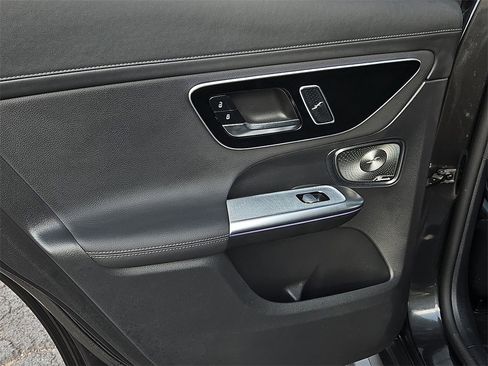 Certified 2025 Mercedes-Benz GLC 300 4MATIC image 15