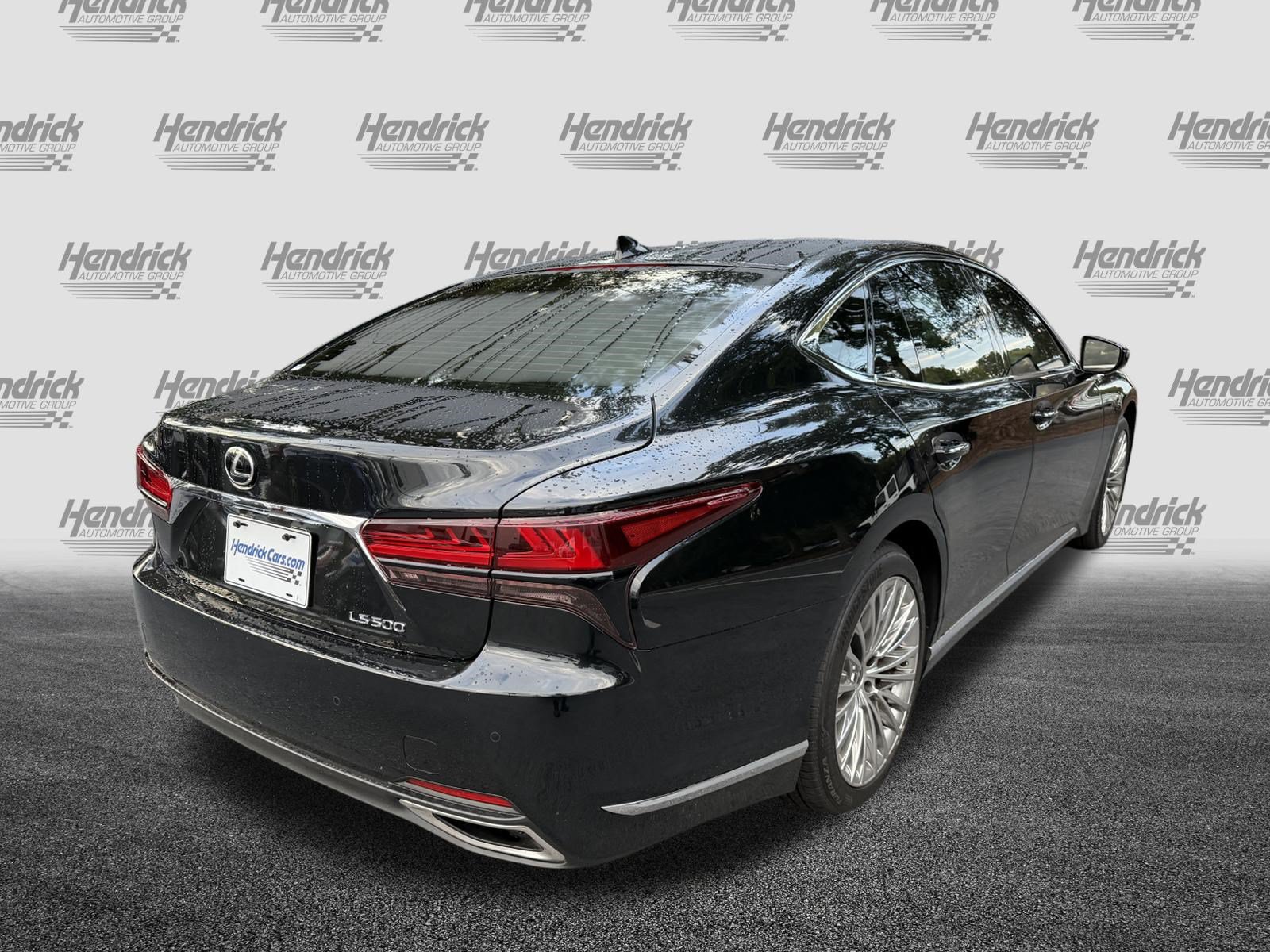 Used 2025 Lexus LS 500 RWD image 9