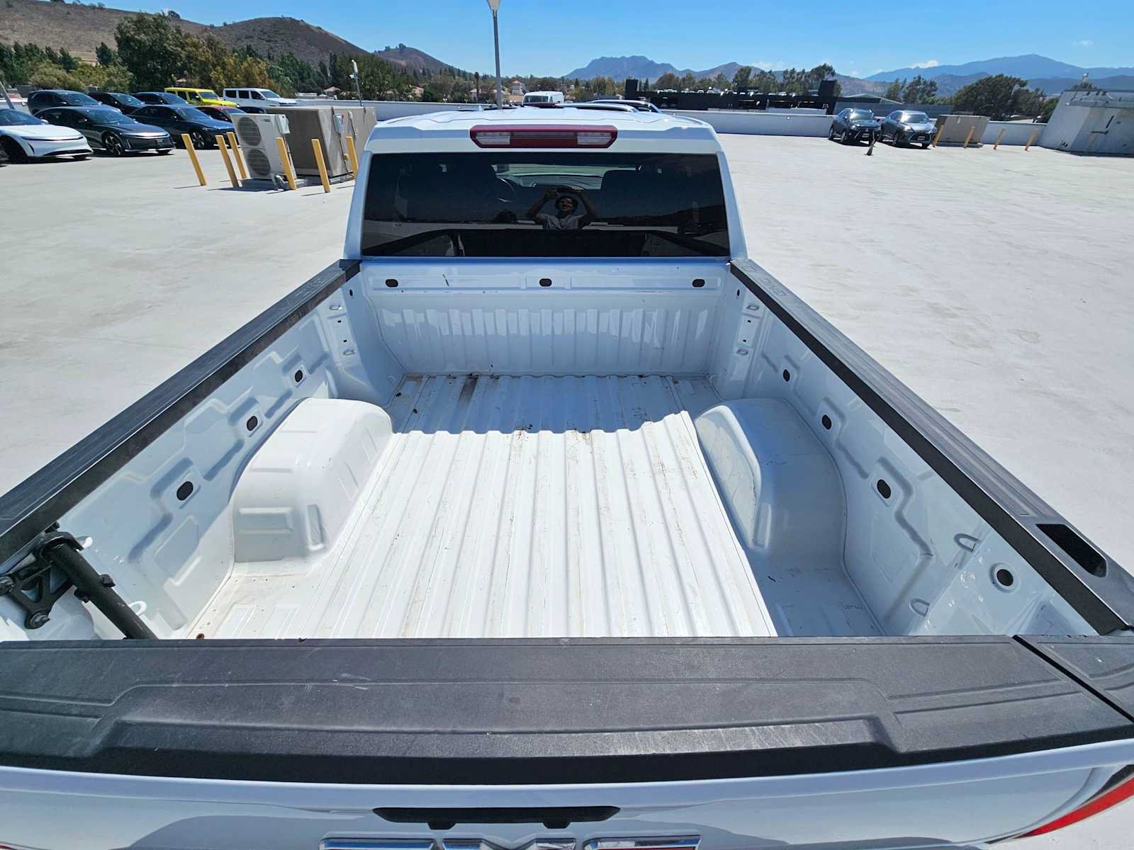 Used 2025 GMC Sierra 1500 SLT RWD image 14