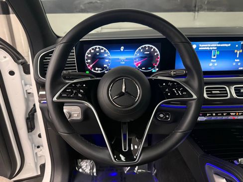 Used 2026 Mercedes-Benz GLE 450 4MATIC Coupe image 24