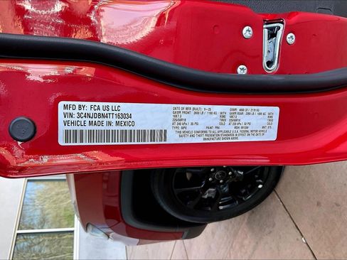 Used 2026 Jeep Compass Latitude image 18