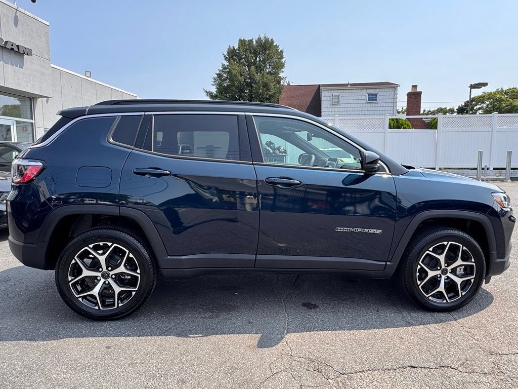 New 2026 Jeep Compass Limited w/ Sun, Sound & Navigation Group AWD/4WD image 8