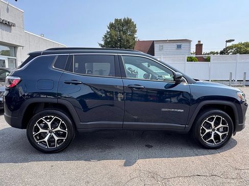 New 2026 Jeep Compass Limited w/ Sun, Sound & Navigation Group AWD/4WD image 8