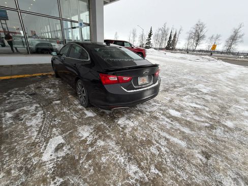 Used 2022 Chevrolet Malibu RS image 3