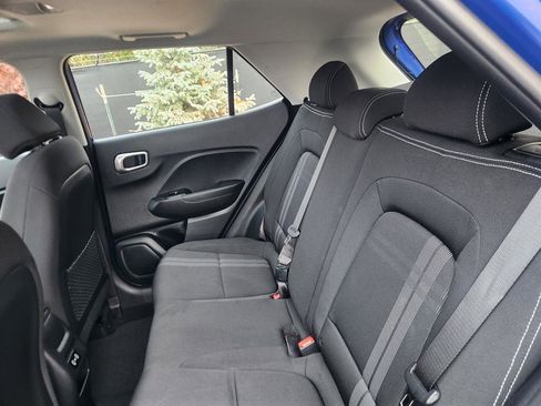 Certified 2024 Hyundai Venue SEL image 23