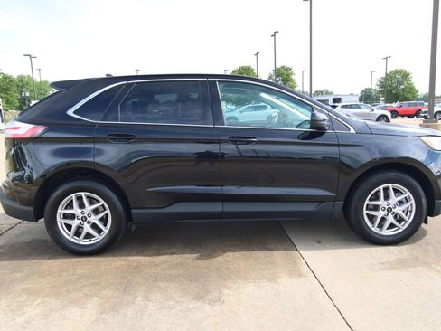 Used 2024 Ford Edge SEL AWD/4WD image 4