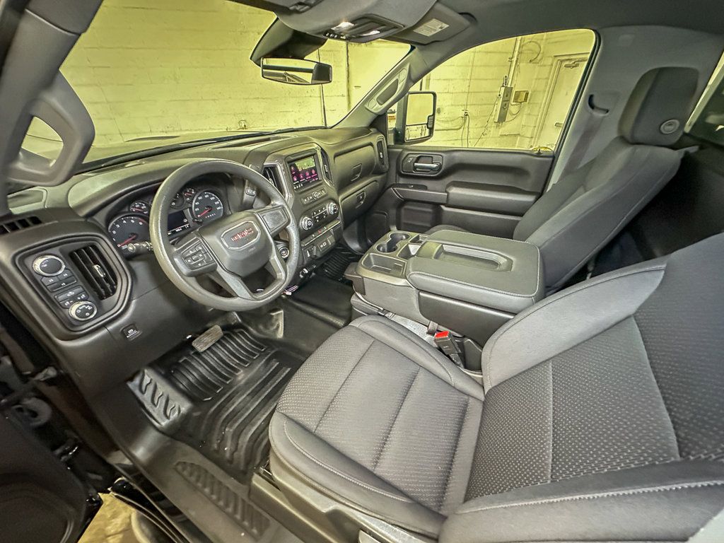 Used 2024 GMC Sierra 2500 Pro AWD/4WD image 12