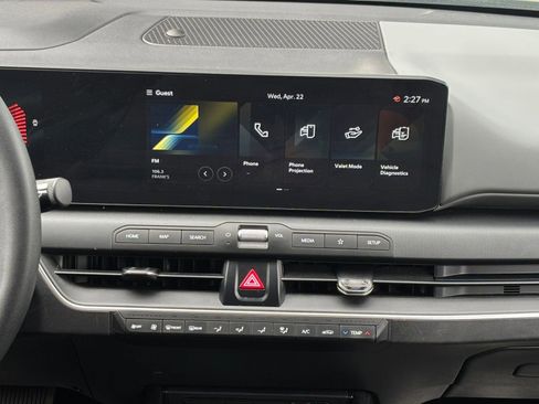 Used 2025 Kia K4 FWD image 17