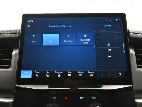 Used 2024 Ford Expedition Max XLT image 29