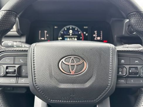 Used 2025 Toyota Tacoma SR5 image 35