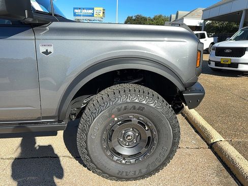 New 2025 Ford Bronco Big Bend w/ Black Diamond Package image 7