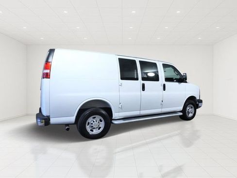 Used 2025 Chevrolet Express 2500 w/ Driver Convenience Package RWD image 6