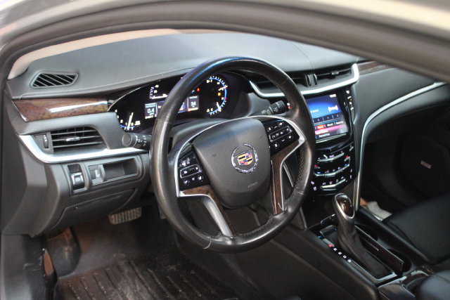 Used 2015 Cadillac XTS Luxury AWD/4WD image 14