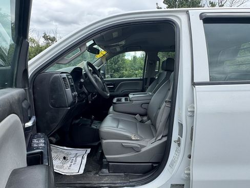 Used 2016 Chevrolet Silverado 3500 W/T w/ WT Convenience Package AWD/4WD image 12