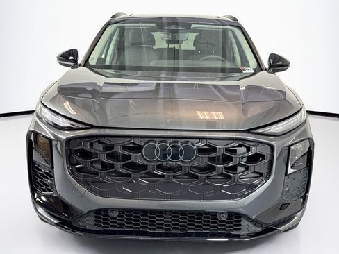 New 2026 Audi Q3 quattro 2.0T image 2
