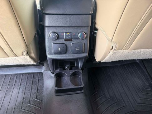 Used 2017 Ford Explorer Limited w/ Equipment Group 301A FWD image 16