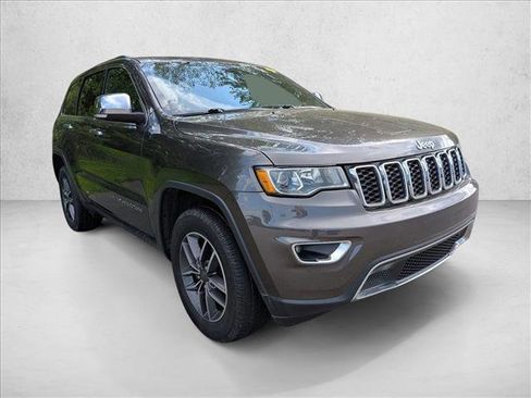 Used 2019 Jeep Grand Cherokee Limited AWD/4WD image 3