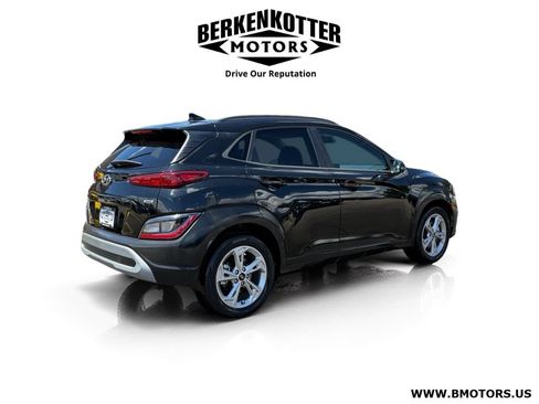 Used 2023 Hyundai Kona SEL w/ Convenience Package AWD/4WD image 3