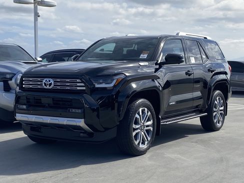 New 2026 Toyota 4Runner Limited AWD/4WD image 6