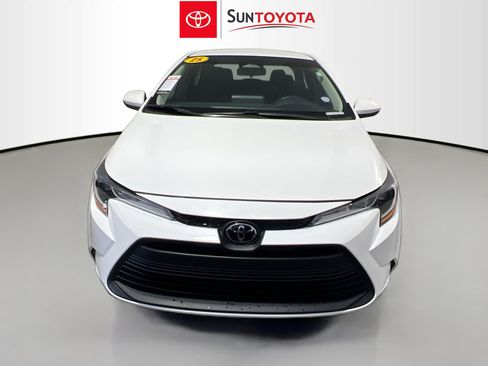 Used 2024 Toyota Corolla LE FWD image 10