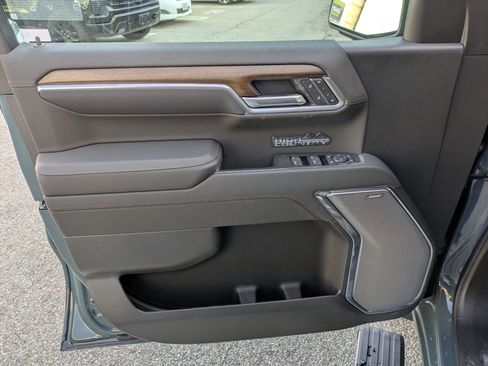 New 2026 Chevrolet Silverado 1500 High Country w/ Technology Package image 7