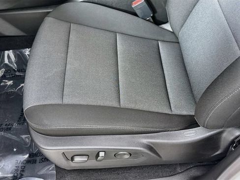 Used 2025 Chevrolet Colorado W/T w/ WT Convenience Package II AWD/4WD image 19