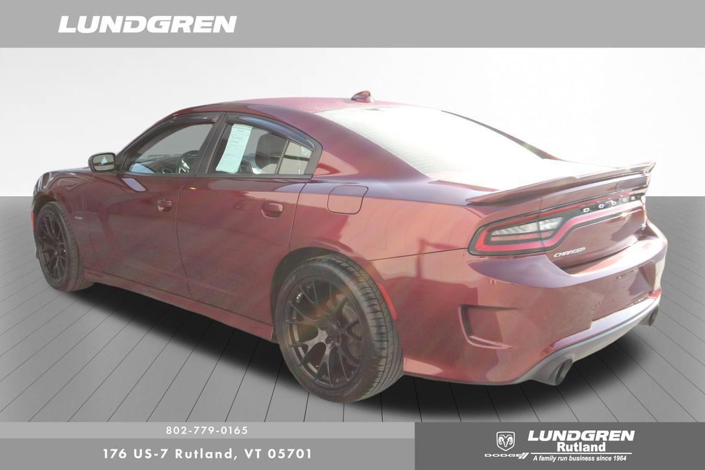 Used 2019 Dodge Charger R/T w/ Plus Group RWD image 5