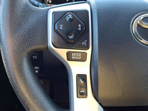 Used 2018 Toyota Tundra SR5 w/ SR5 Upgrade Package image 24