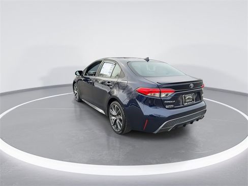 Used 2022 Toyota Corolla SE image 6