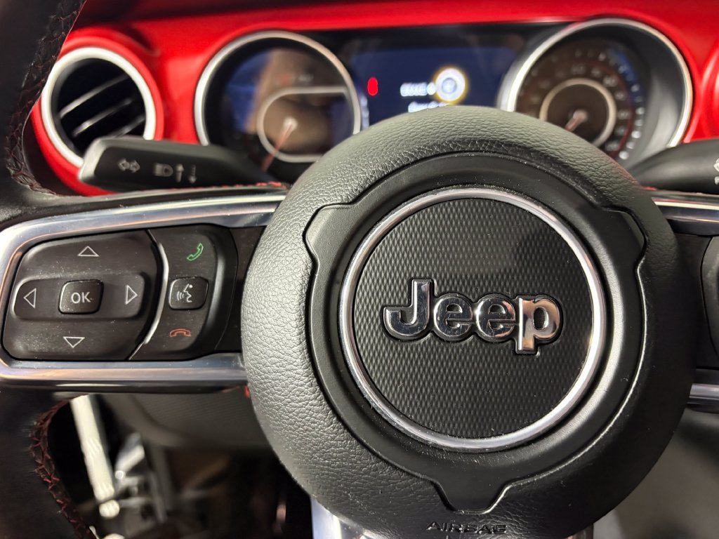 Used 2020 Jeep Wrangler Unlimited Rubicon w/ Cold Weather Group AWD/4WD image 22