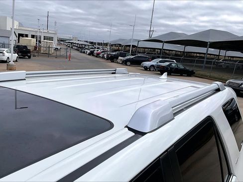 Used 2020 Toyota 4Runner Limited image 32