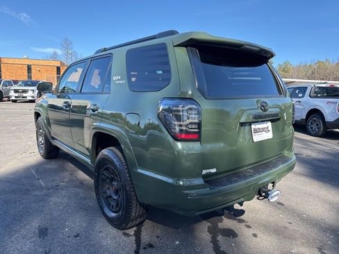 Used 2022 Toyota 4Runner TRD Sport w/ Technology Package image 3