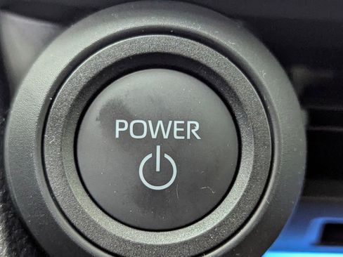 Used 2025 Toyota Prius Limited image 30