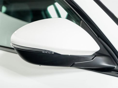 Used 2024 Maserati Grecale Modena image 25