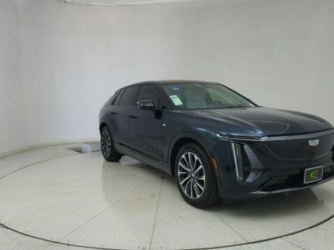 Used 2024 Cadillac Lyriq Sport image 67