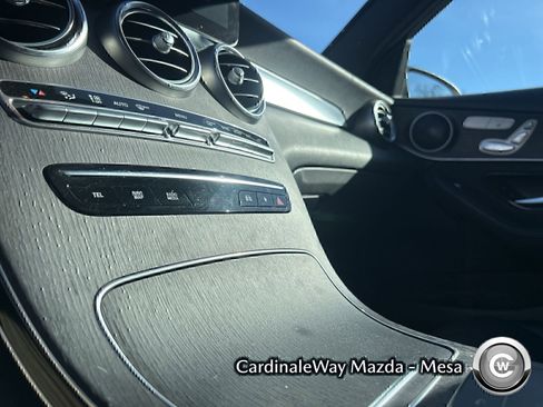 Used 2020 Mercedes-Benz GLC 300 GLC 300 image 17