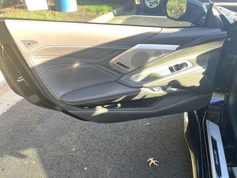 Used 2023 Chevrolet Corvette Z06 image 14