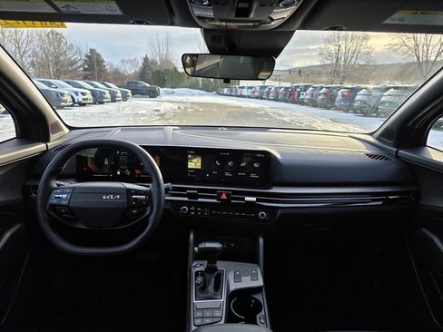 New 2026 Kia Sportage X-Line w/ X-Line Premium Package image 18