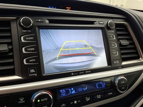 Certified 2018 Toyota Highlander Limited image 15