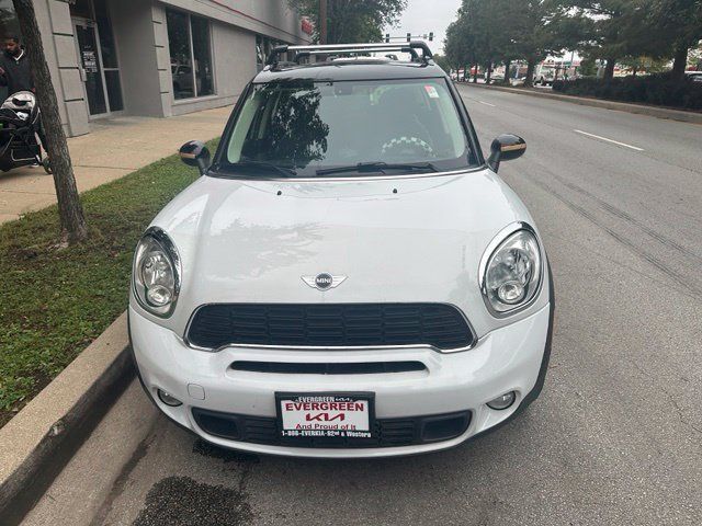 Used 2013 MINI Cooper Countryman S w/ Premium Pkg 2 AWD/4WD image 2