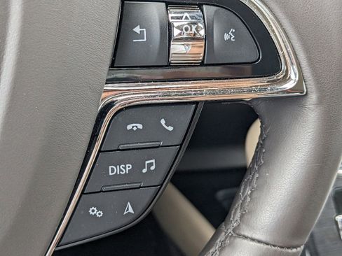 Certified 2023 Lincoln Nautilus Reserve w/ Equipment Group 202A image 27