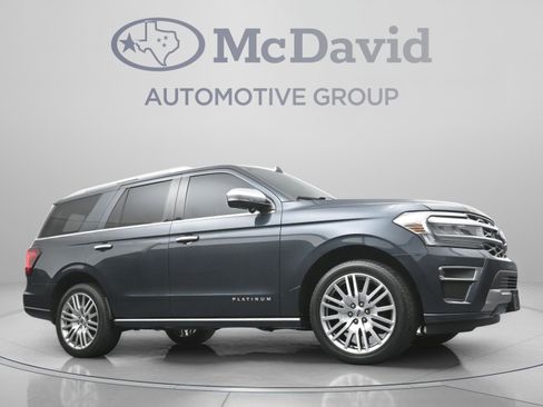 Used 2023 Ford Expedition Platinum RWD image 34