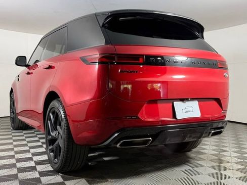 Used 2023 Land Rover Range Rover Sport SE Dynamic AWD/4WD image 4