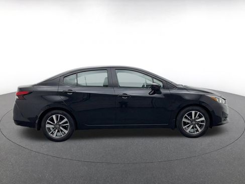 Used 2025 Nissan Versa SV FWD image 14