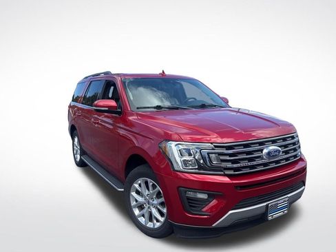 Used 2021 Ford Expedition XLT RWD image 2