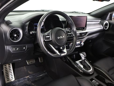 Used 2023 Kia Forte GT-Line w/ GT-Line Premium Package image 29