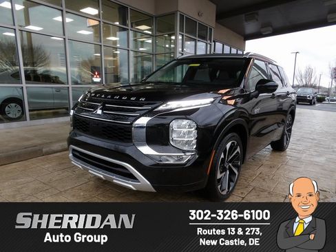 New 2025 Mitsubishi Outlander SEL image 1