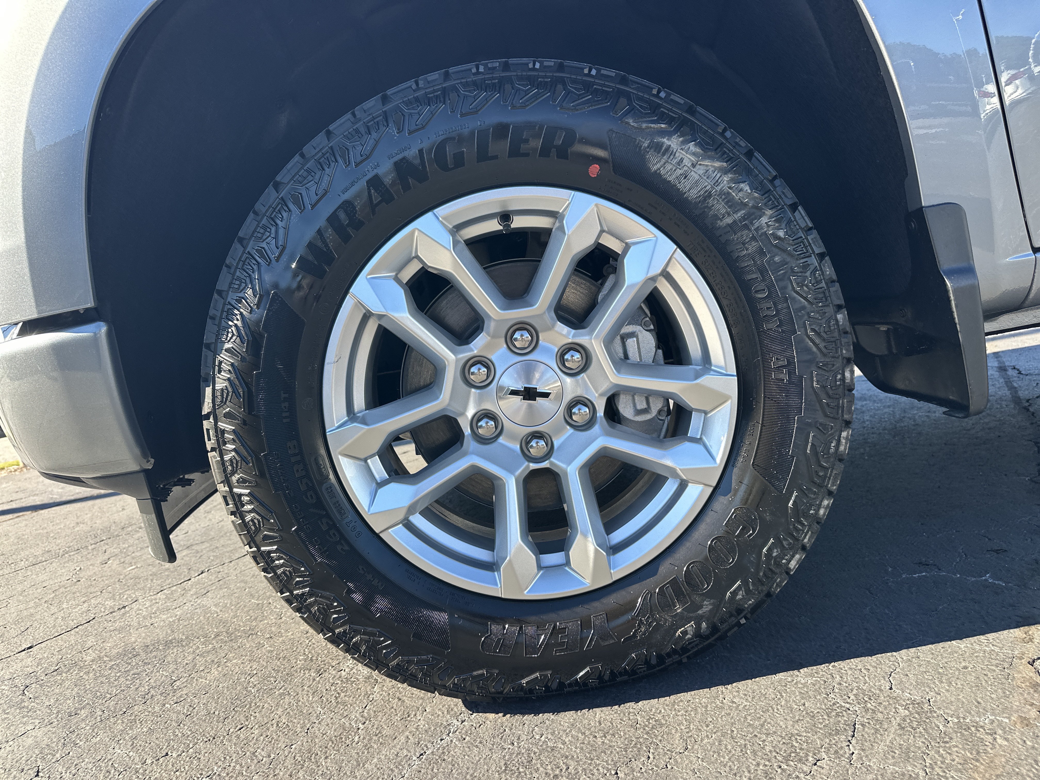 New 2026 Chevrolet Silverado 1500 RST w/ Z71 Off-Road Package AWD/4WD image 13